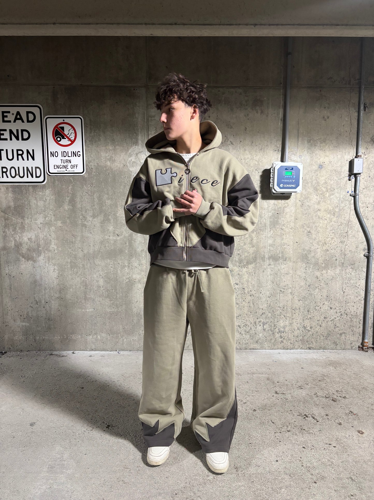 Piece Tracksuit "Moss"